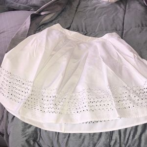 White size 4 worthington knee length skirt